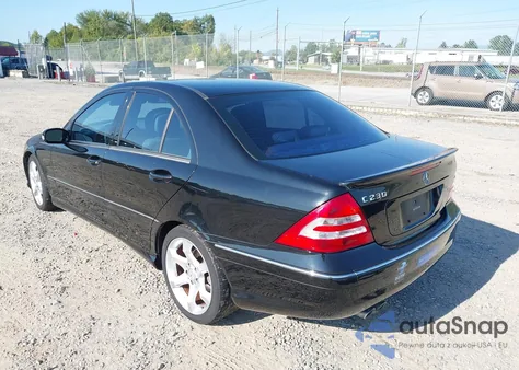 2007 Mercedes-Benz C 230 Sport из США, поврежденный, VIN WDBRF52H67A936519